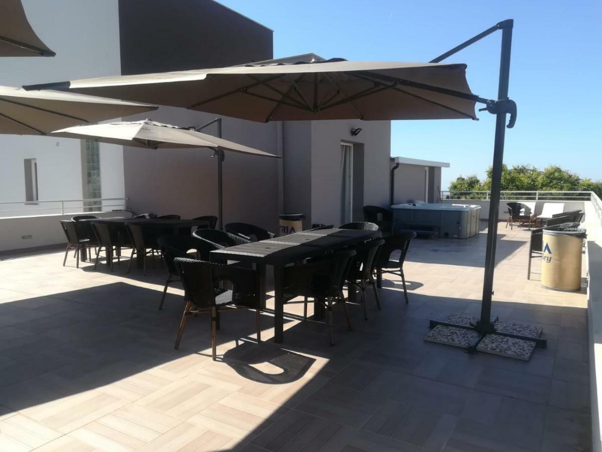 Готель La Terrazza Di Harmakhis Partanna Екстер'єр фото